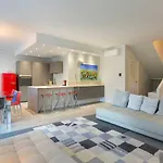 Pretty In A With Pool! - Casa Aurora Дом отдыха Мейна