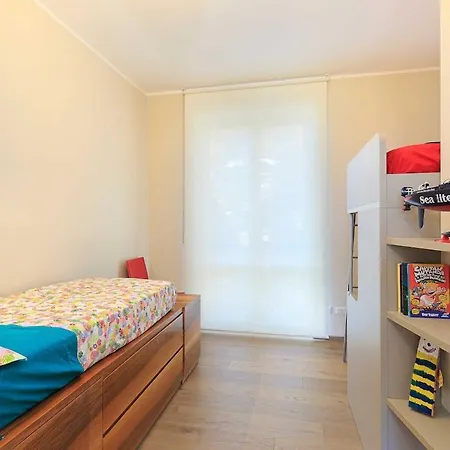 Дом отдыха Pretty In A With Pool! - Casa Aurora *