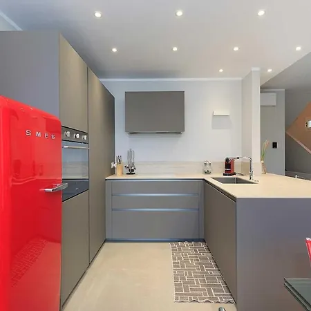 Pretty In A With Pool! - Casa Aurora